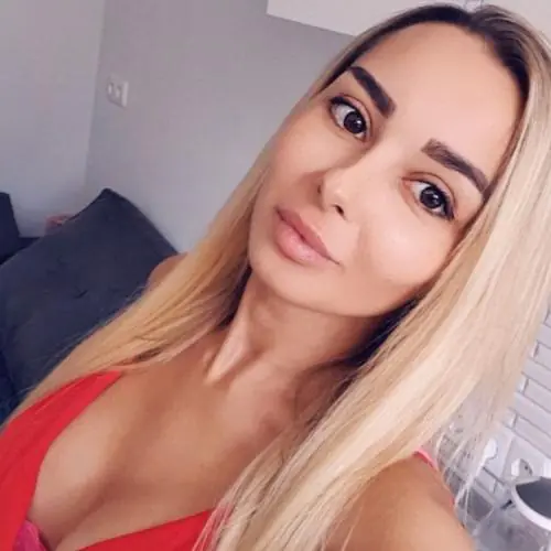 sophieluutsschh image 1