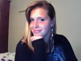 SexyLea image 0